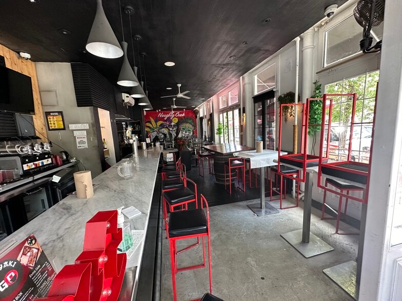 1621 Lexington Ave, New York, NY for lease - Building Photo - Image 1 of 5