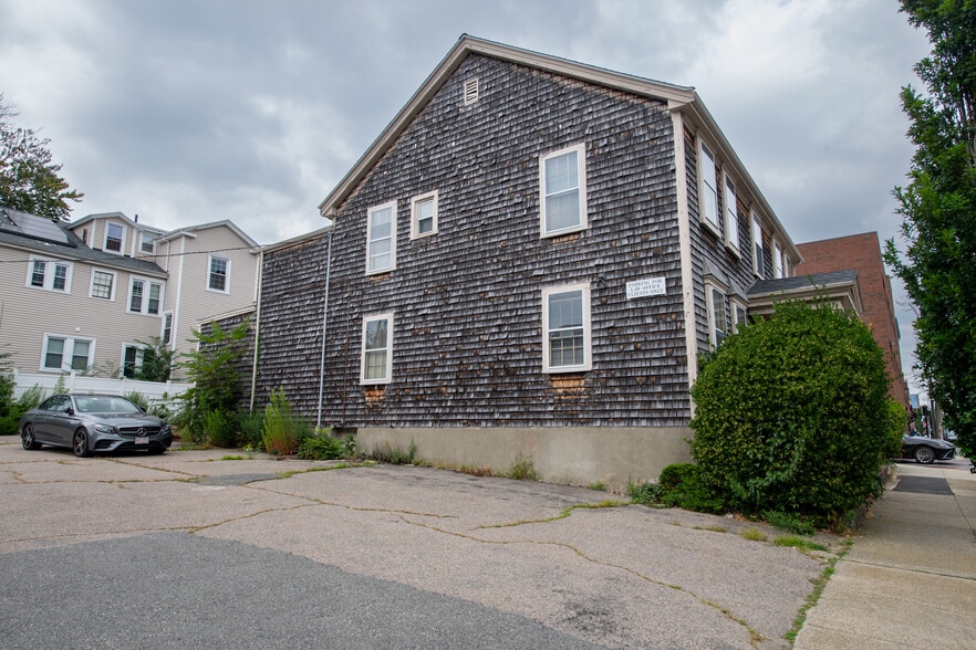 13 S 6th St, New Bedford, MA for sale - Building Photo - Image 3 of 39