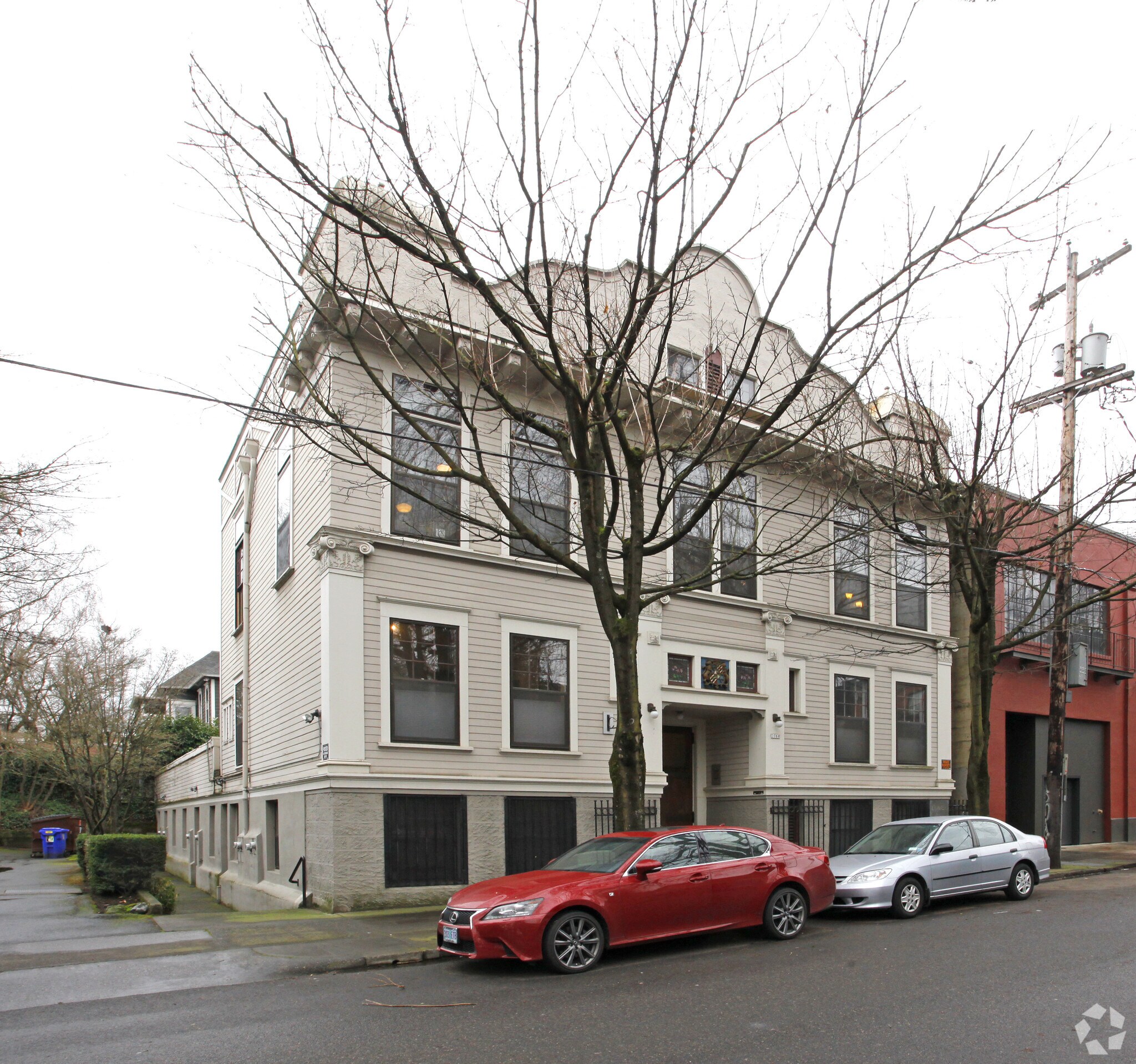 2066 NW Irving St, Portland, OR for sale Primary Photo- Image 1 of 1