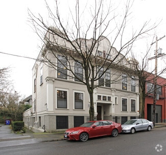 More details for 2066 NW Irving St, Portland, OR - Office/Retail for Lease