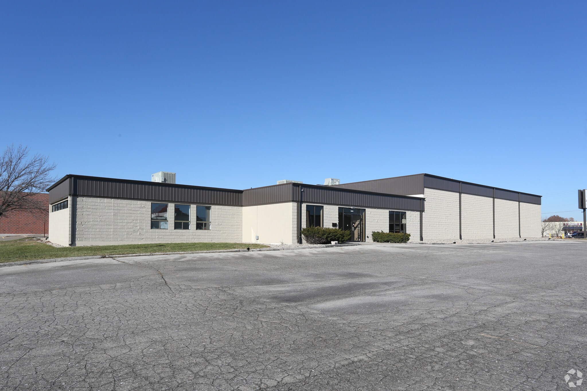 13801 E 42nd Ter, Independence, MO for sale Building Photo- Image 1 of 1