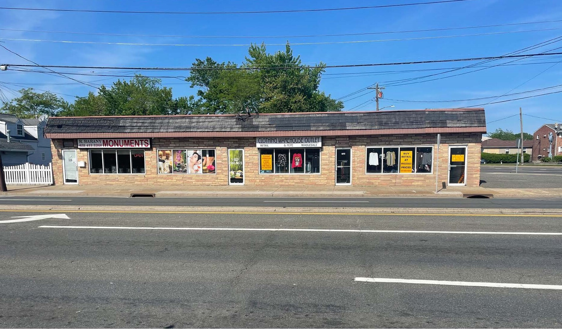 718-724 N Wellwood Ave, Lindenhurst, NY for lease Building Photo- Image 1 of 6