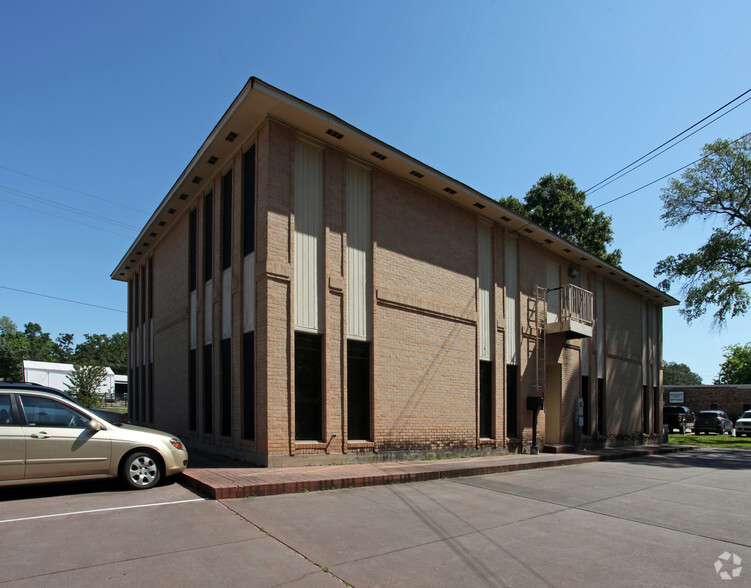 409 N Loop 336 E, Conroe, TX for lease - Building Photo - Image 2 of 8