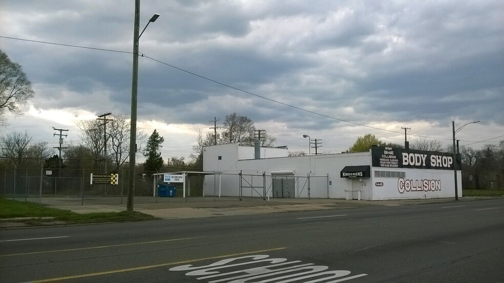 11445 Van Dyke Ave, Detroit, MI for sale - Building Photo - Image 1 of 13