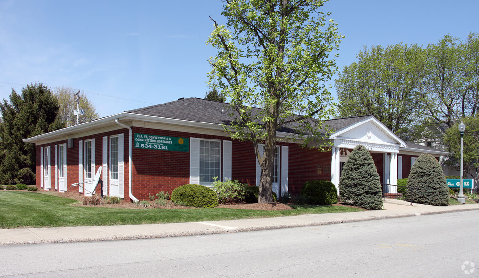 1011 N Main St, Lapel, IN for sale - Primary Photo - Image 1 of 3