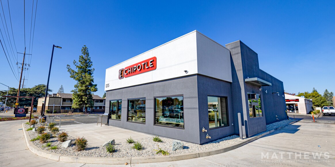 1205 E Hammer Ln, Stockton, CA 95210