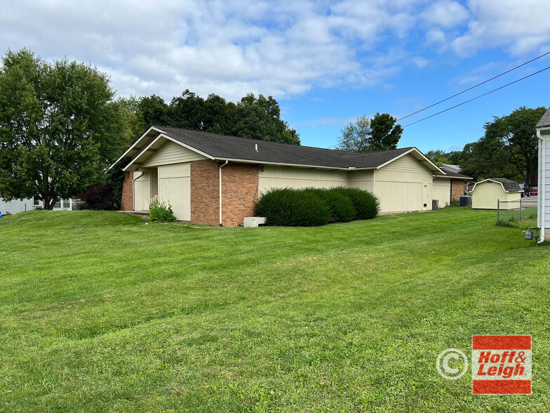 15 Taylor Rd, Mount Vernon, OH for sale - Primary Photo - Image 1 of 10