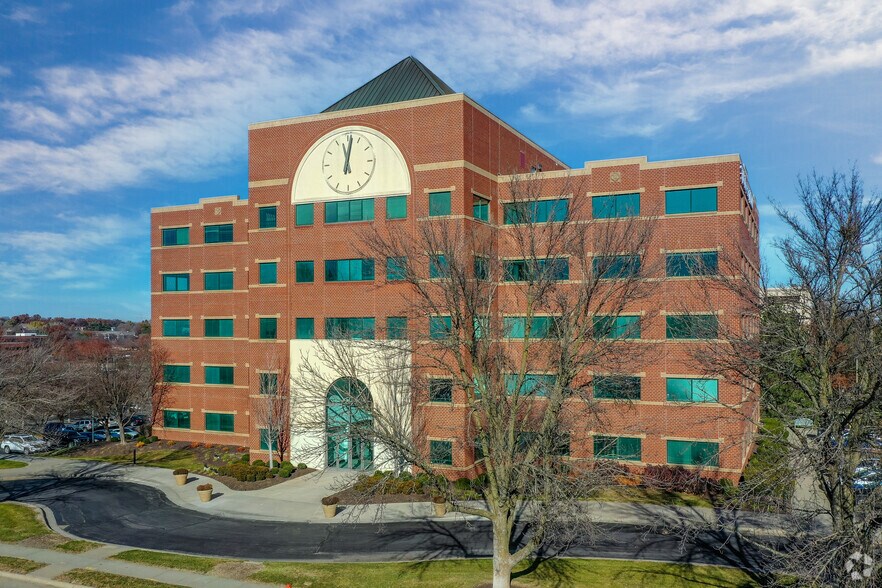 9300 Underwood Ave, Omaha, NE for sale - Primary Photo - Image 1 of 1