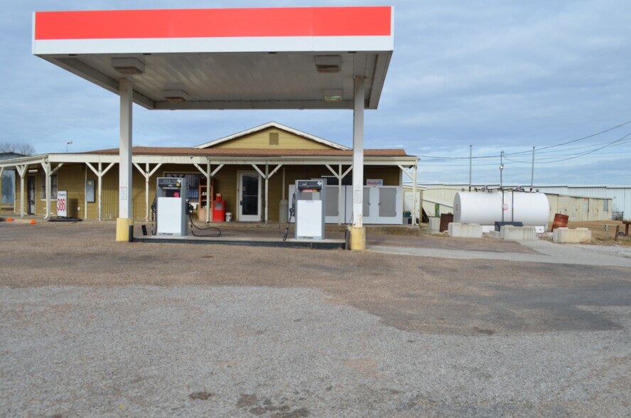 23 Paradise Cove Rd, Pottsboro, TX for sale - Primary Photo - Image 1 of 1