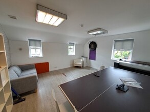 3 High St, Milton Keynes for lease Interior Photo- Image 2 of 3