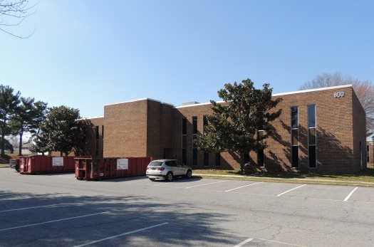 800 Silver Lake Blvd, Dover, DE for lease - Building Photo - Image 1 of 4