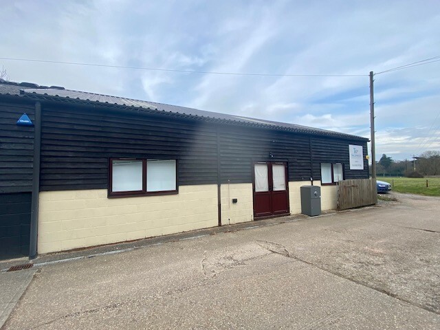 Ashampstead Cmn, Reading for lease - Building Photo - Image 2 of 2