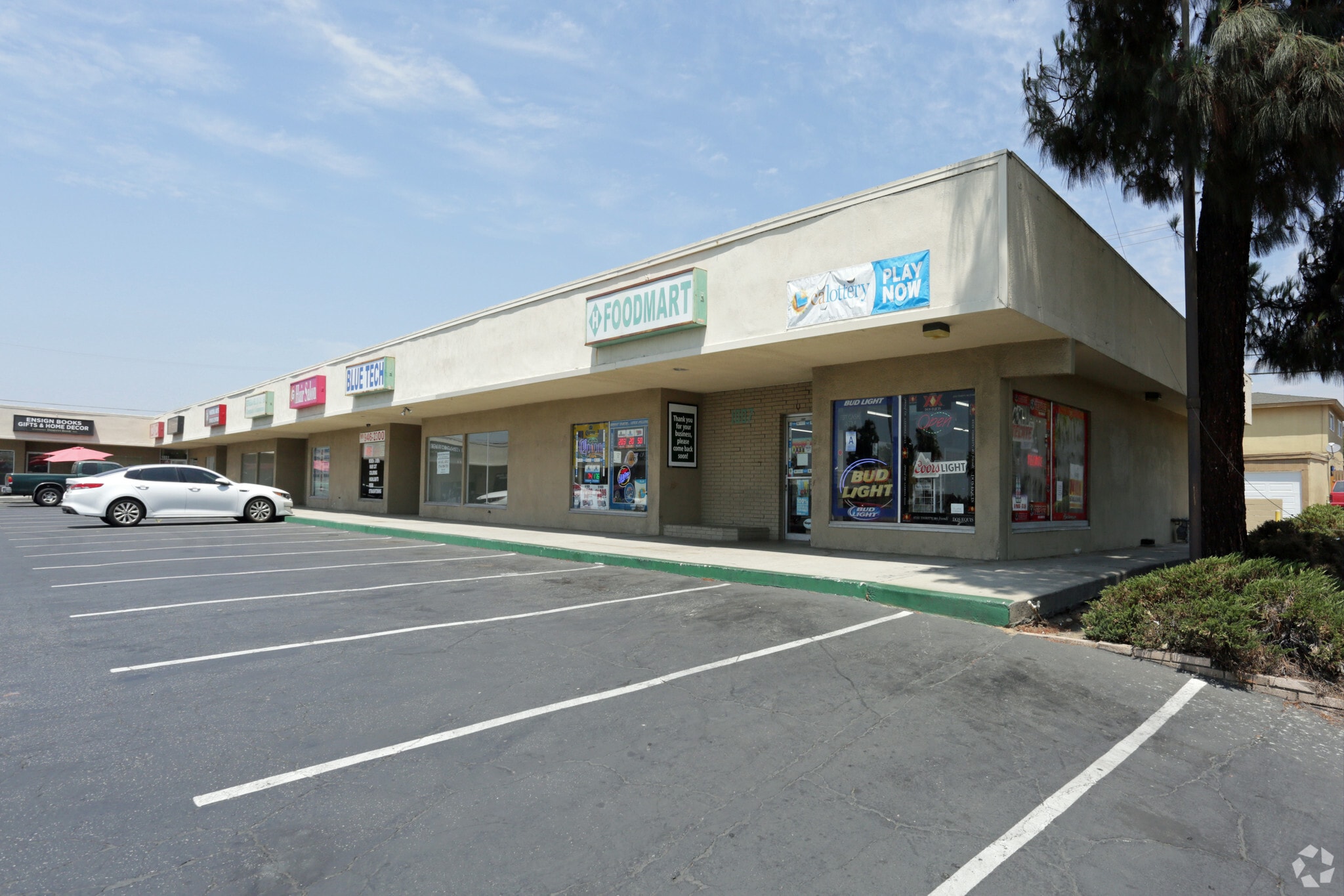 1007-1049 W Foothill Blvd, Upland, CA for sale Primary Photo- Image 1 of 1