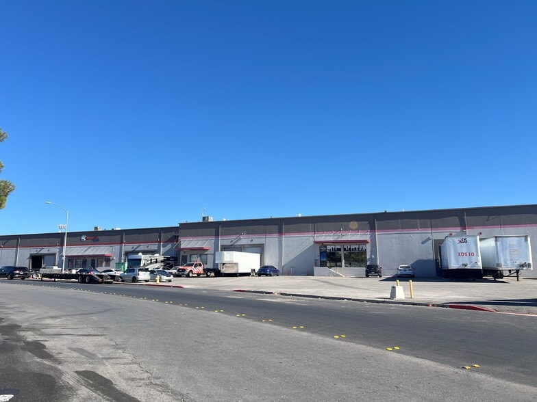 4420 Andrews St, North Las Vegas, NV for lease - Building Photo - Image 1 of 2