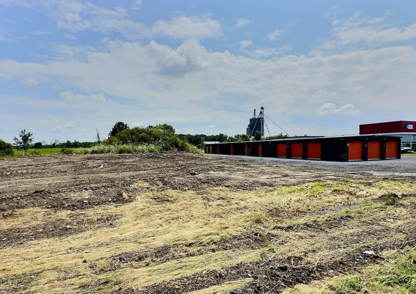 2015 Ch Ridge, Huntingdon, QC for sale - Building Photo - Image 3 of 10