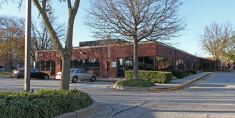 Caton 95 Office Park - Convenience Store