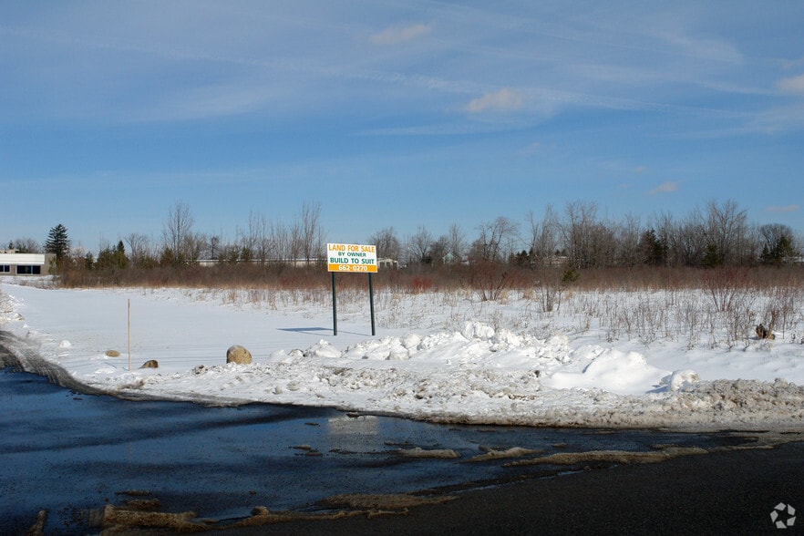 5720 Ellis Rd, Orchard Park, NY for sale - Primary Photo - Image 1 of 1