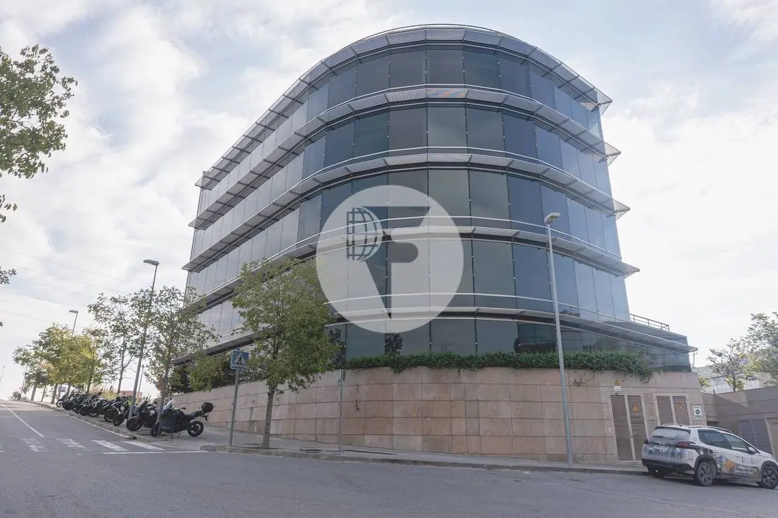 Office in Sant Cugat del Vallès, Barcelona for lease Building Photo- Image 1 of 21