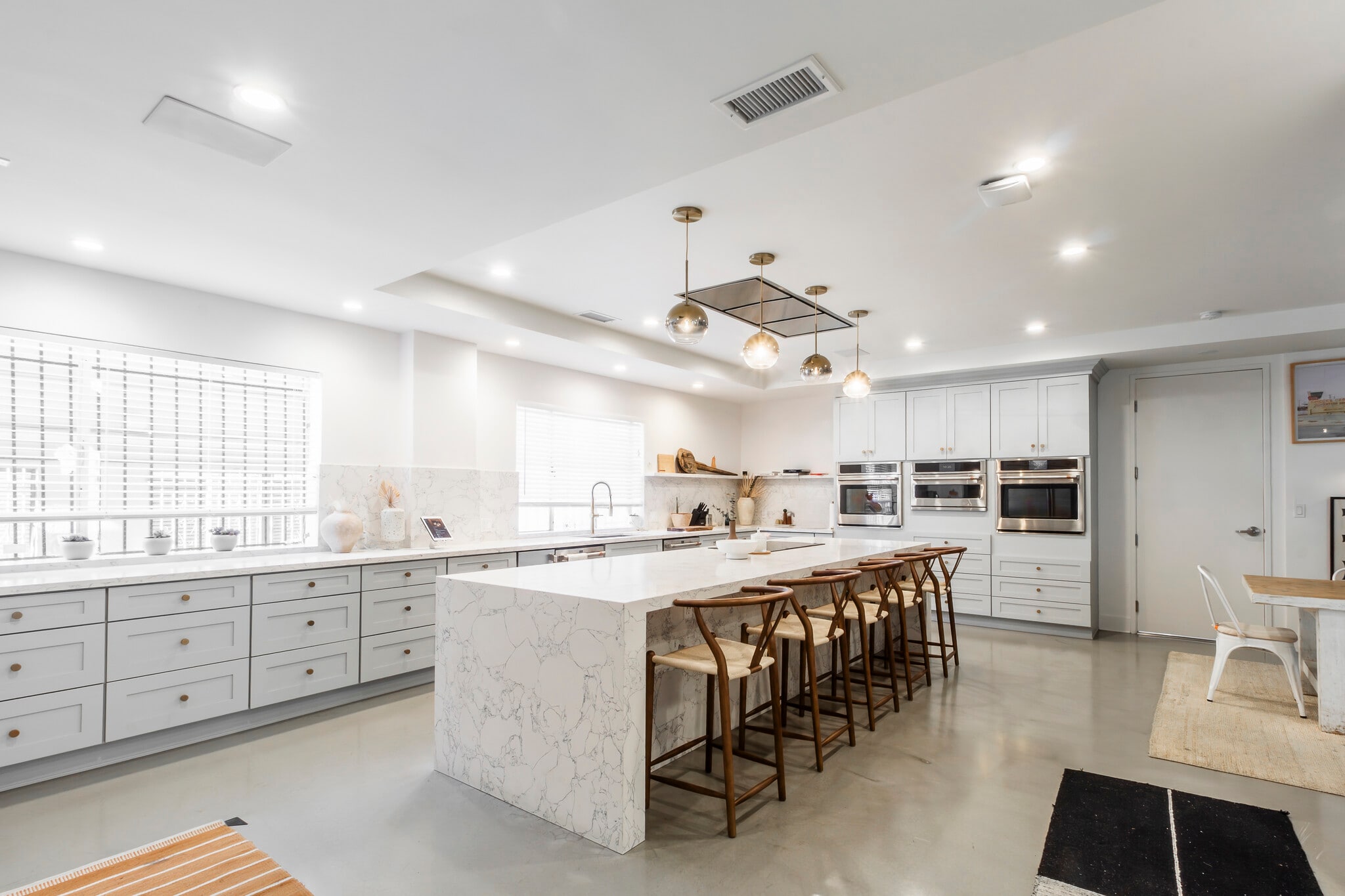 8255 W Sunset Blvd, West Hollywood, CA for lease Interior Photo- Image 1 of 8