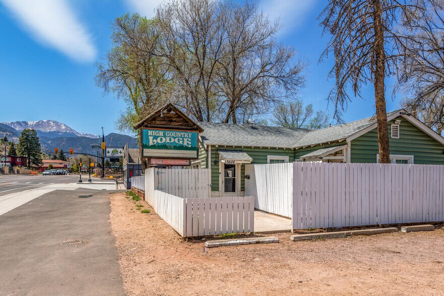 3620-3626 W Colorado Ave, Colorado Springs, CO for sale - Building Photo - Image 1 of 1