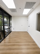 2183 Fairview Rd, Costa Mesa, CA for lease Interior Photo- Image 2 of 4