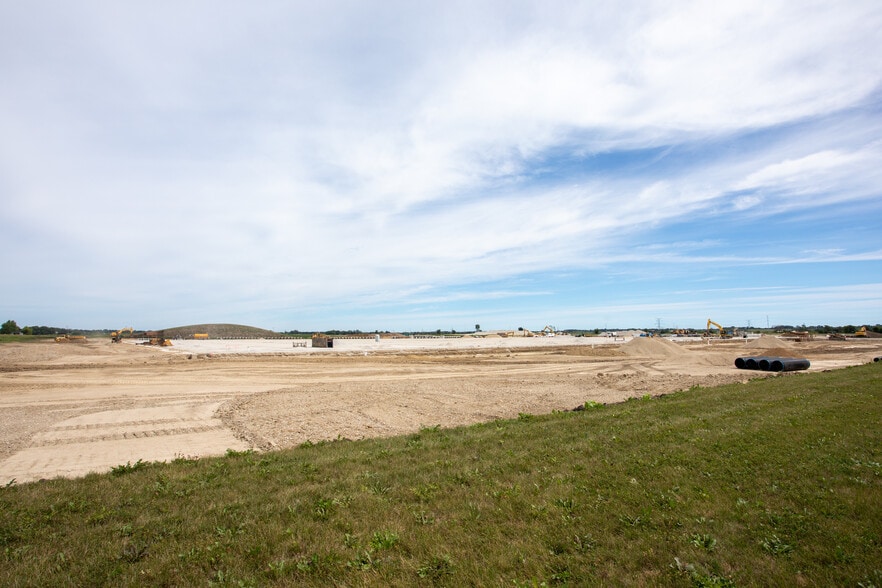 8630 31rst St, Somers, WI for lease - Construction Photo - Image 3 of 6