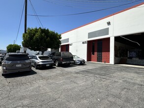 4605-4631 S Alameda St, Los Angeles, CA for lease Building Photo- Image 2 of 9