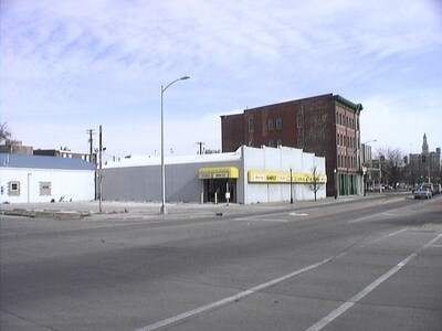 724 W 2nd St, Davenport, IA for sale Primary Photo- Image 1 of 1