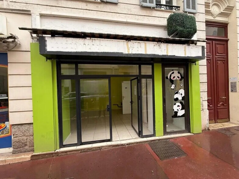 Retail in Cannes for lease - Building Photo - Image 2 of 7