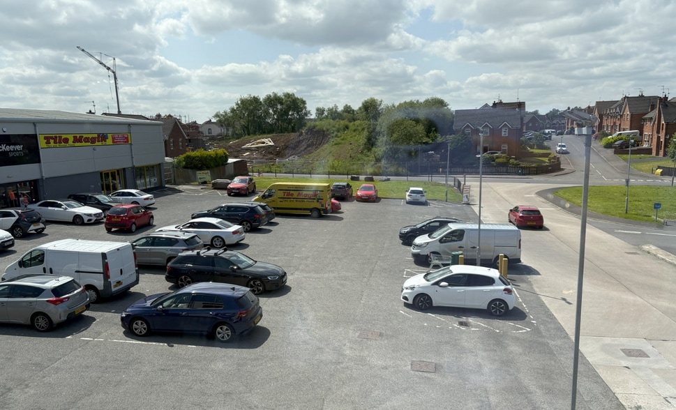 11-14 Gilpinstown Rd, Craigavon for lease - Building Photo - Image 3 of 10