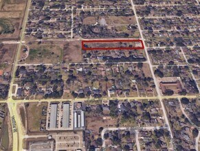 810 Westward Ave, La Marque, TX - AERIAL  map view