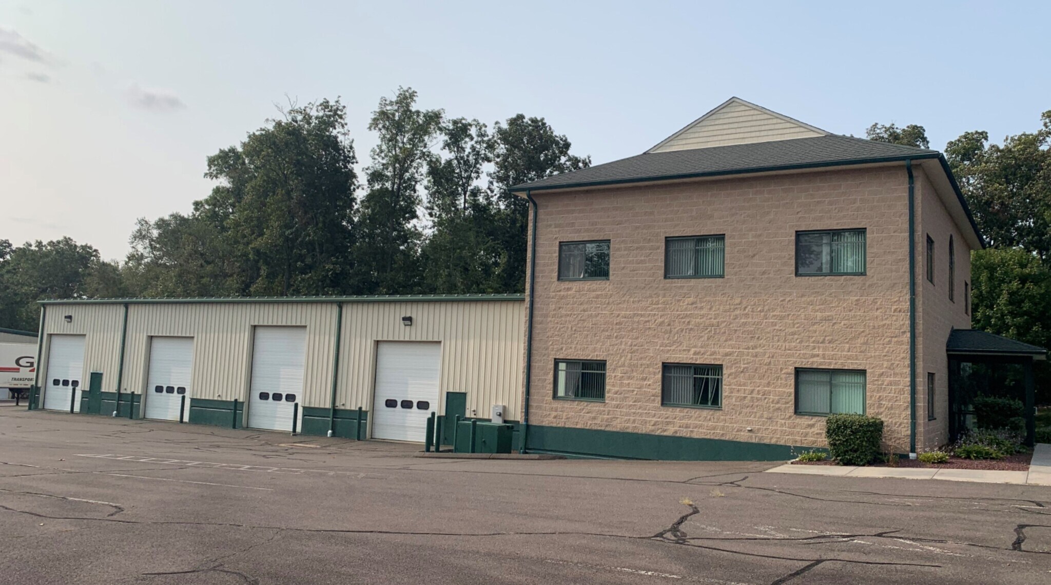 97 Willenbrock Rd, Oxford, CT for sale Building Photo- Image 1 of 1