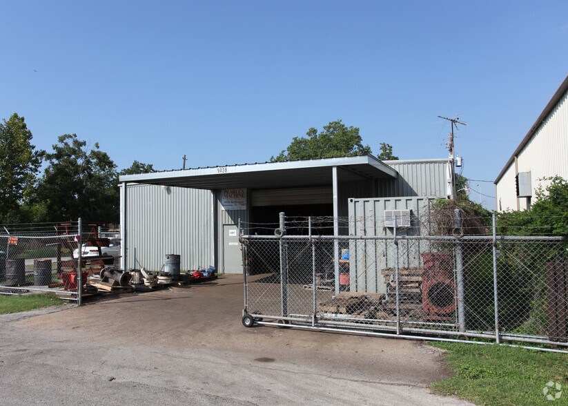 5938 Heffernan St, Houston, TX for sale - Building Photo - Image 2 of 31