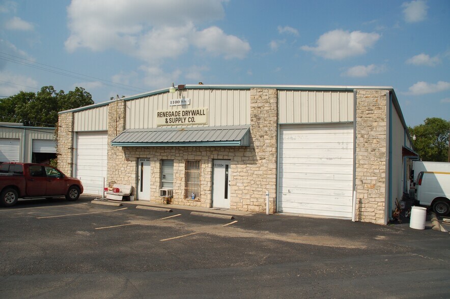 1100 Regal Row, Austin, TX for lease - Building Photo - Image 1 of 5