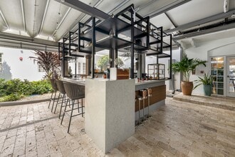 334 20th St, Miami Beach, FL for lease Building Photo- Image 1 of 1