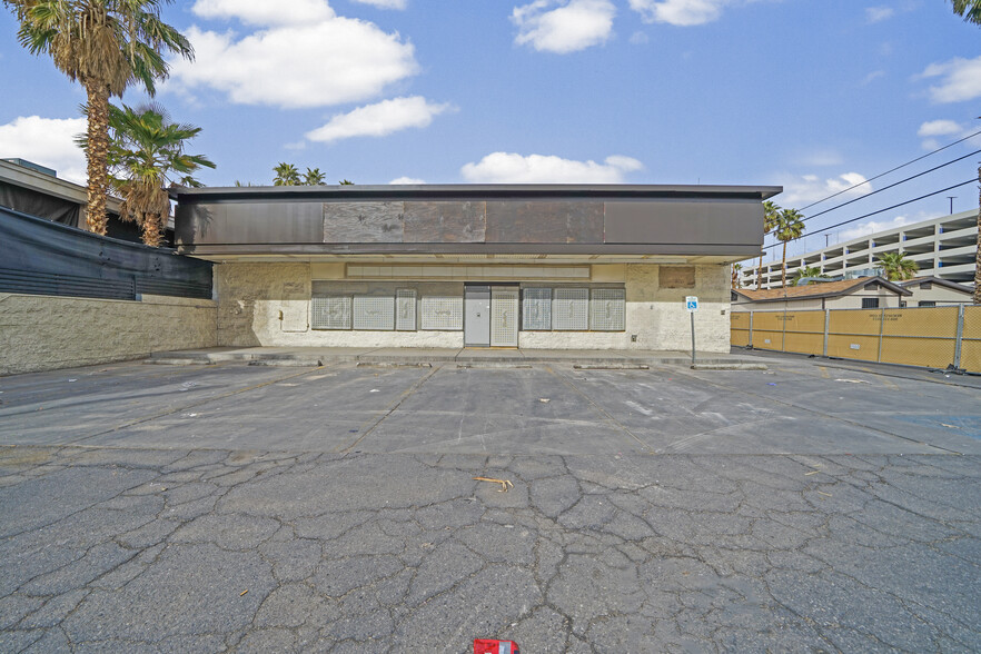 200 W Boston Ave, Las Vegas, NV for lease - Building Photo - Image 1 of 5