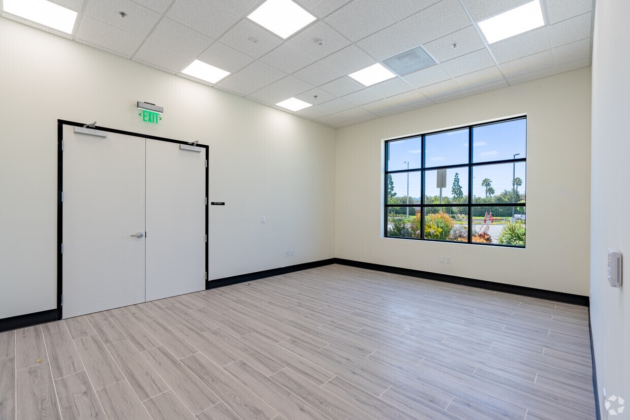 20631 Valley Blvd, Walnut, CA for lease Interior Photo- Image 1 of 7