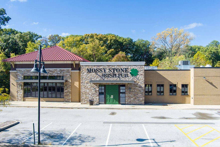 921 S Arbor Vitae, Edwardsville, IL for lease - Building Photo - Image 2 of 8