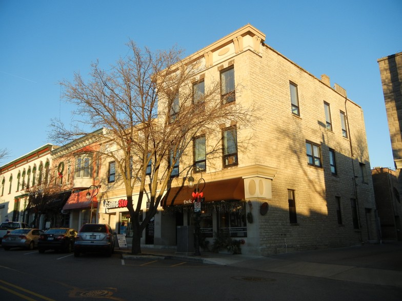 216-218 S Main St, Naperville, IL for sale - Building Photo - Image 1 of 1