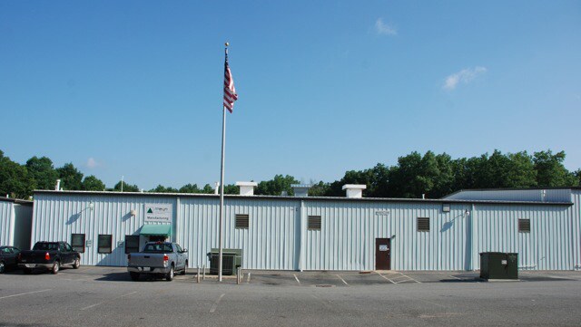211 Hogan Pond Ln, Ball Ground, GA for sale Primary Photo- Image 1 of 1