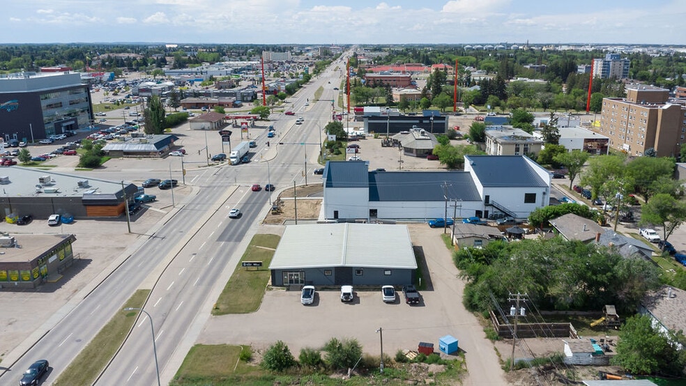 4818 44 st, Lloydminster, SK for sale - Building Photo - Image 2 of 11