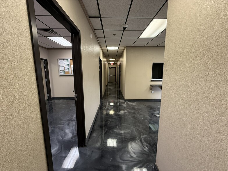 11700 Onyx Dr, Midland, TX for lease - Building Photo - Image 3 of 13
