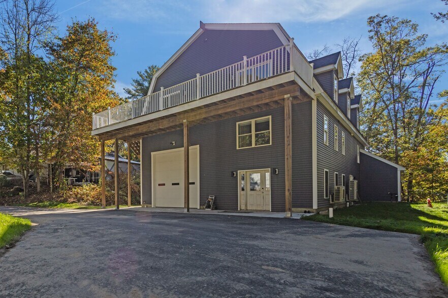 98 Minebrook Rd, Webster, MA for sale - Building Photo - Image 1 of 24