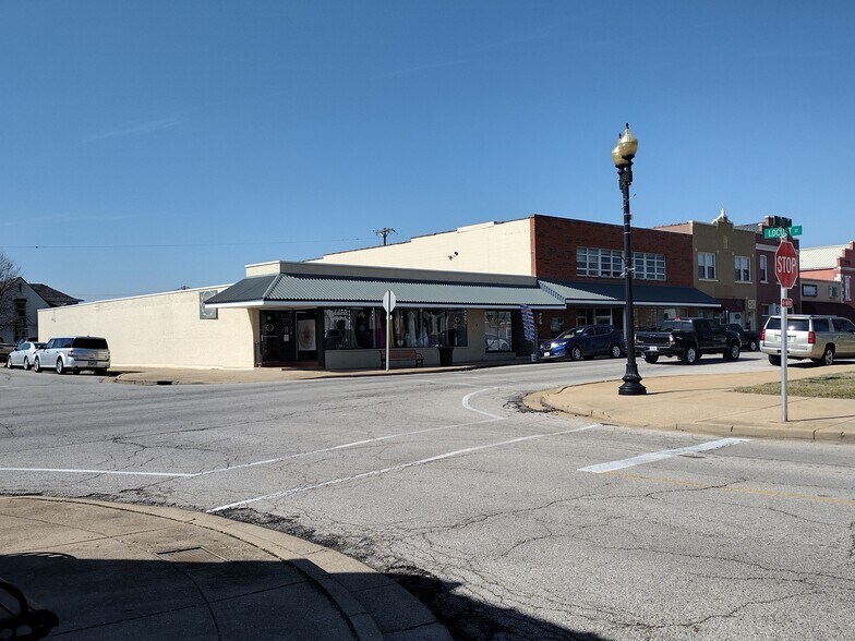 29-33 S Oak St, Union, MO for sale - Building Photo - Image 1 of 10