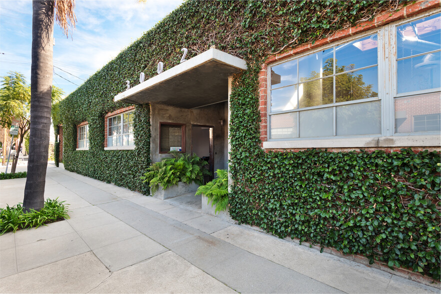 3002 Pennsylvania Ave, Santa Monica, CA for lease - Building Photo - Image 1 of 20