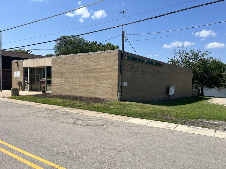 201 W Hydraulic St, Yorkville, IL for lease - Building Photo - Image 3 of 12