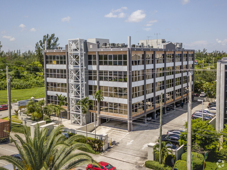 1400 NW 107th Ave, Miami, FL for lease - Aerial - Image 1 of 11