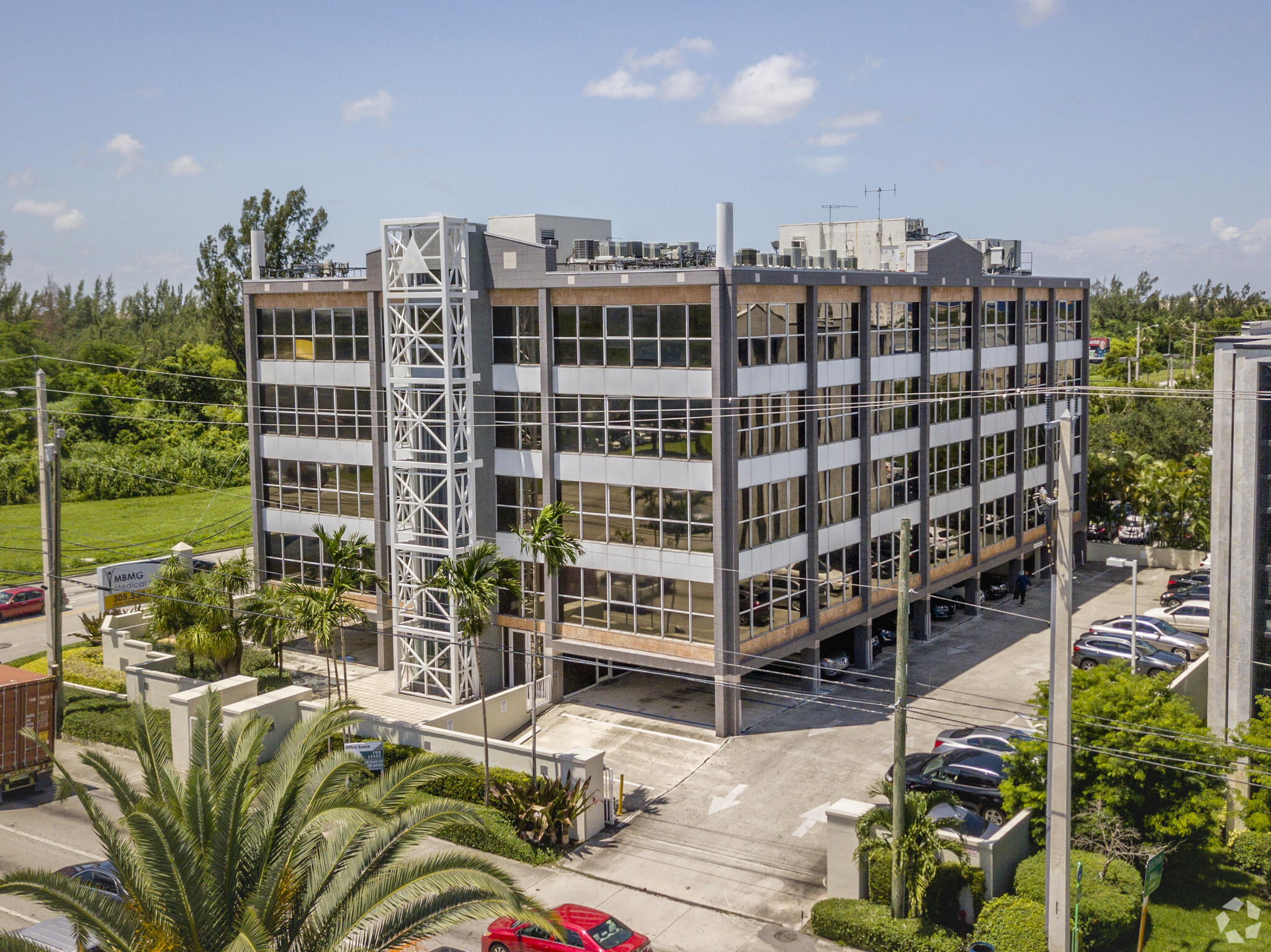 1400 NW 107th Ave, Miami, FL for lease Aerial- Image 1 of 12