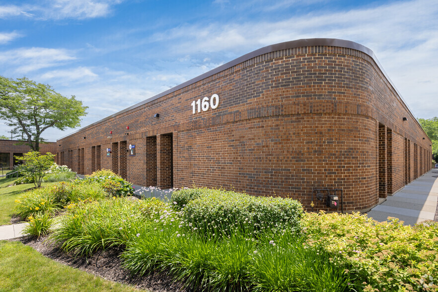 1160 Park Ave W, Highland Park, IL for lease - Building Photo - Image 2 of 19