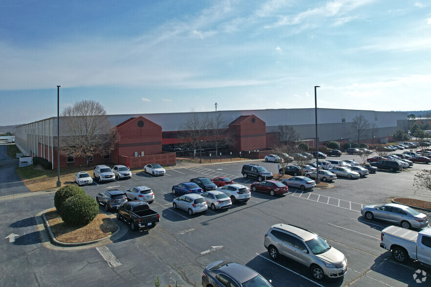 2655 Annapolis Dr, Winston-Salem, NC for lease - Building Photo - Image 3 of 9